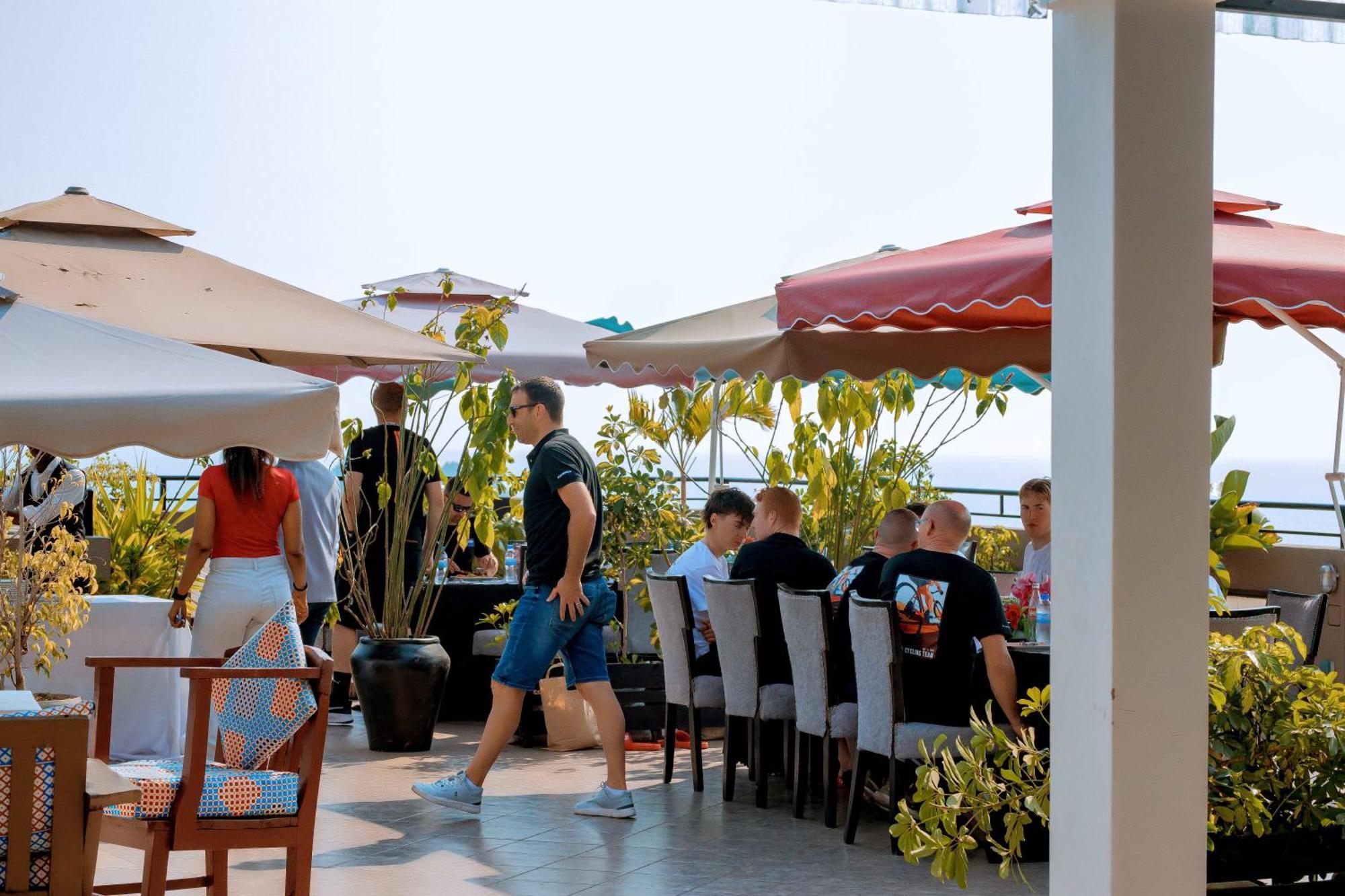 Kivu Hilltop View Resort 吉塞尼 外观 照片